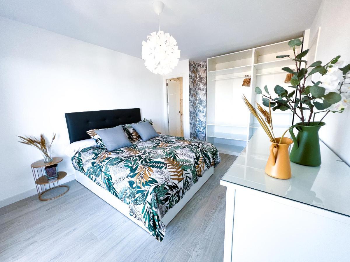 Apartamento A 900 M De La Playa Y Con Vistas Al Mar En Fuengirola Buitenkant foto