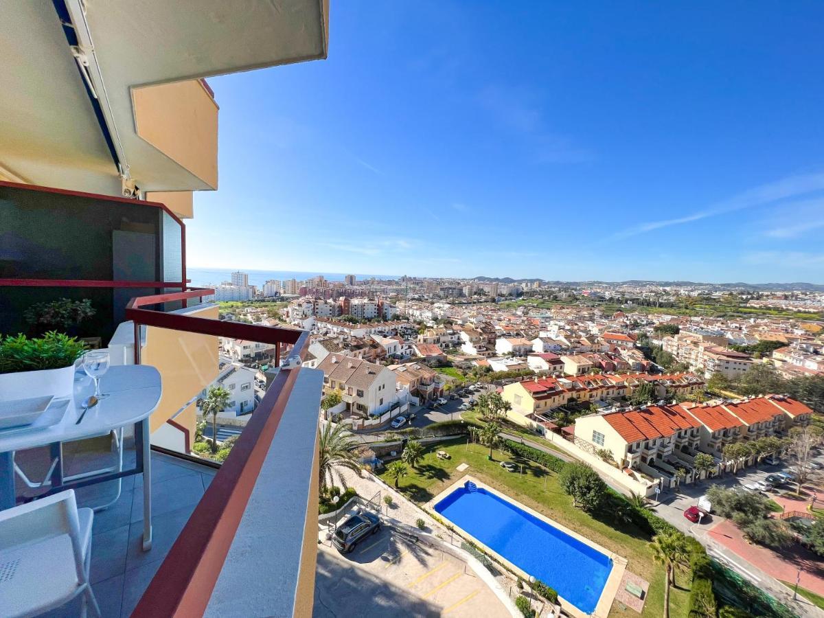Apartamento A 900 M De La Playa Y Con Vistas Al Mar En Fuengirola Buitenkant foto