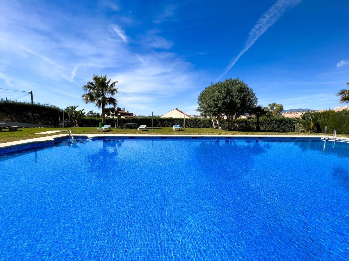 Apartamento A 900 M De La Playa Y Con Vistas Al Mar En Fuengirola Buitenkant foto