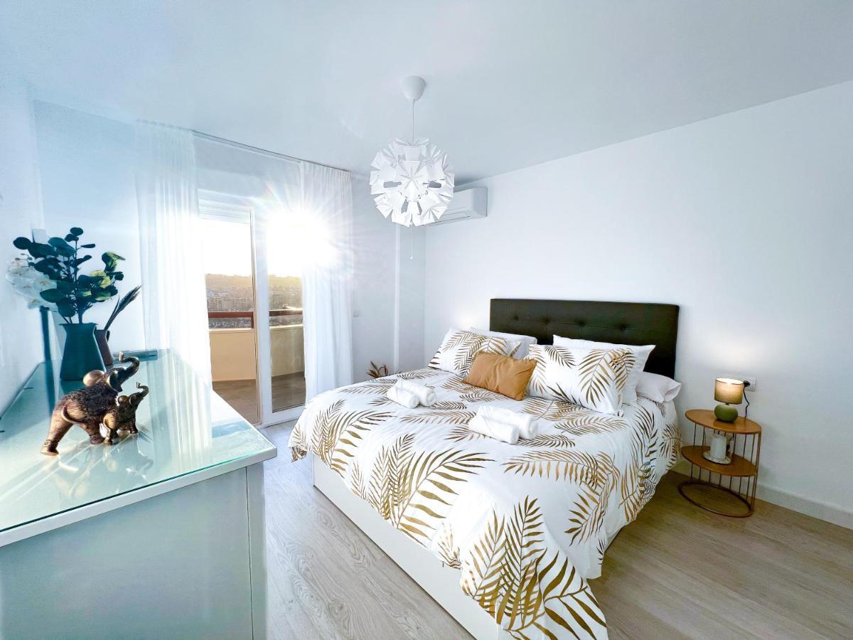 Apartamento A 900 M De La Playa Y Con Vistas Al Mar En Fuengirola Buitenkant foto