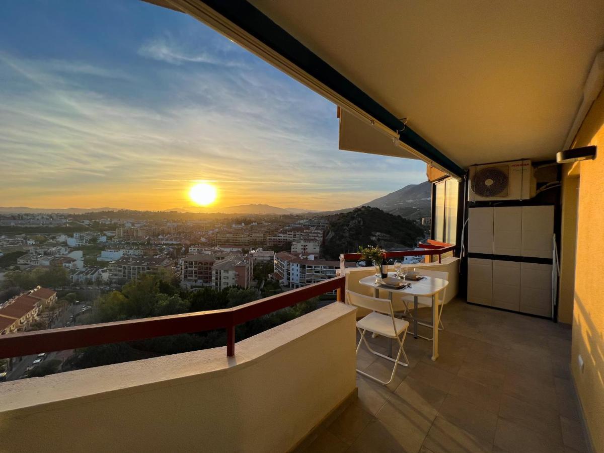 Apartamento A 900 M De La Playa Y Con Vistas Al Mar En Fuengirola Buitenkant foto