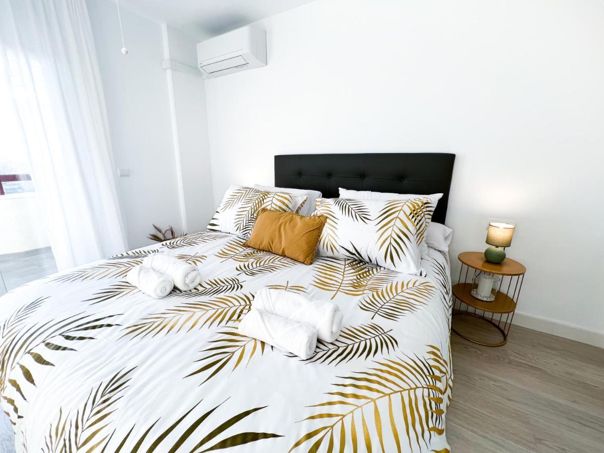 Apartamento A 900 M De La Playa Y Con Vistas Al Mar En Fuengirola Buitenkant foto